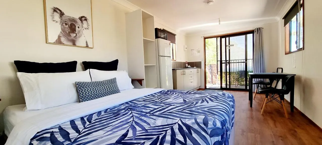 Mt Larcom Tourist Park Otel Mount Larcom Tatil parkı