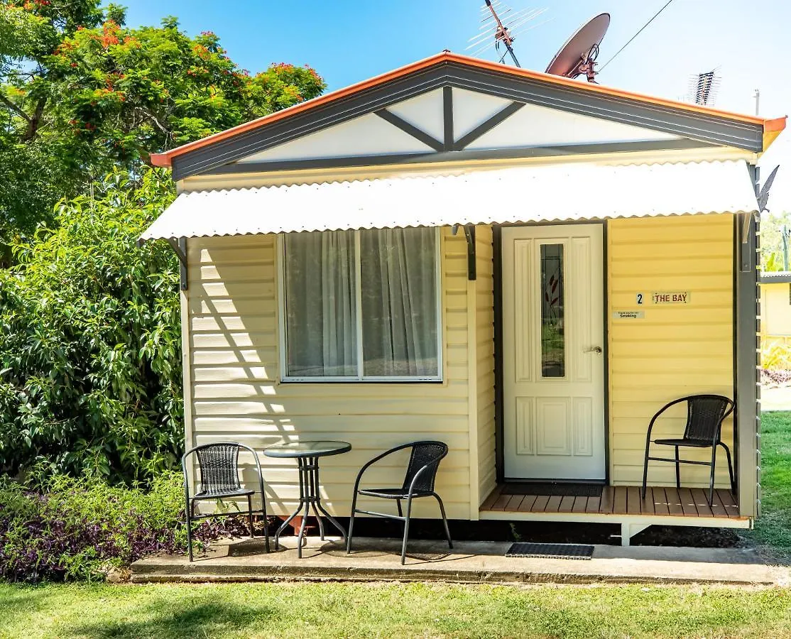Mt Larcom Tourist Park Holiday park