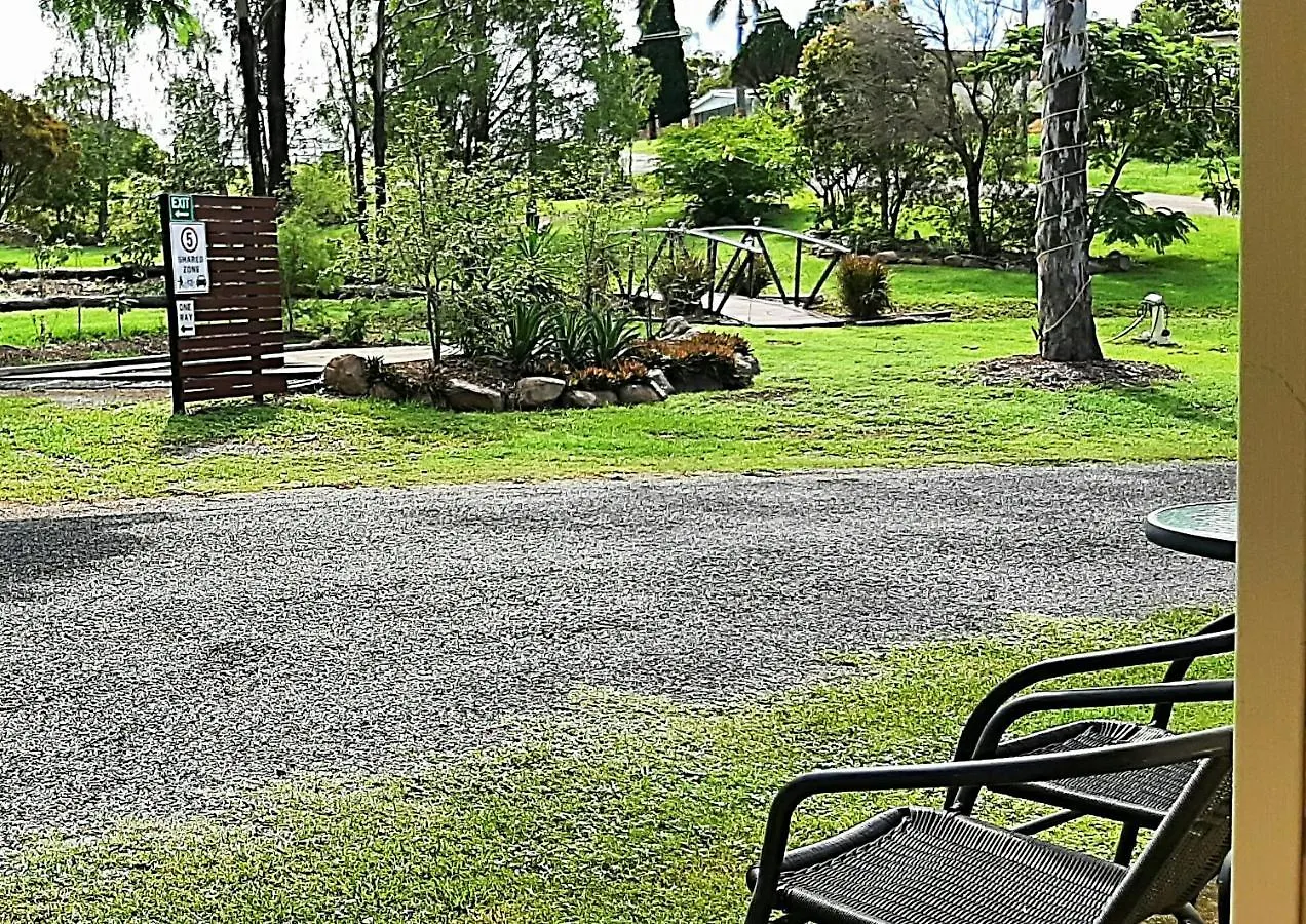 Mt Larcom Tourist Park 호텔 Mount Larcom